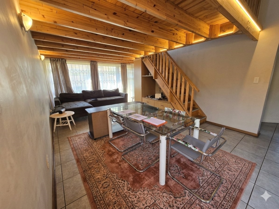 2 Bedroom Property for Sale in Langenhovenpark Free State